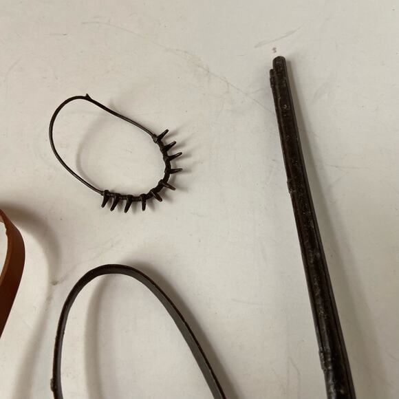 Vintage Marx Johnny West Wilderness Scout Daniel Boone Hat Bear Claw Rifle Horn - Picture 11 of 12